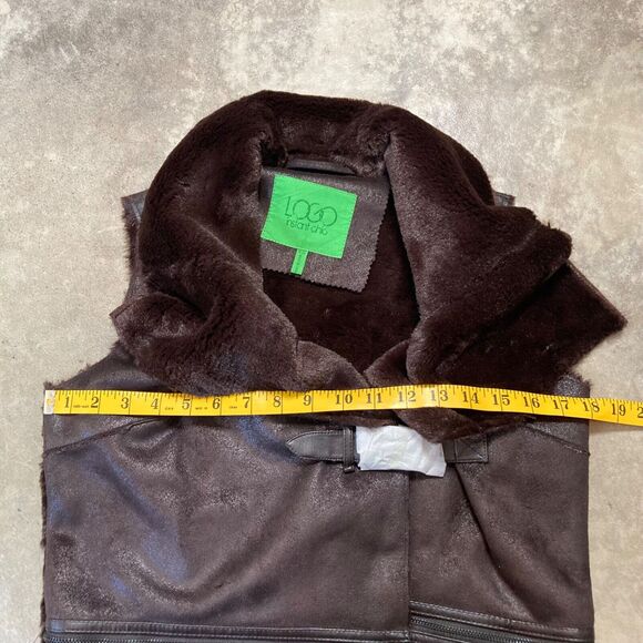 LOGO Lori Goldstein Instant Chic Vest Womens‎ XS Brown Faux Suede Shearling - Picture 2 of 7